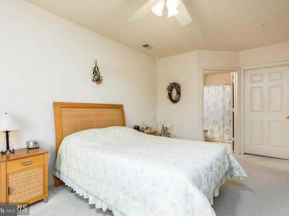4th image of 304 Gatehouse Ln #304I