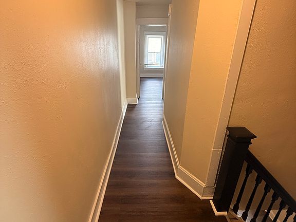5th image of 3110 Winthrop Ave