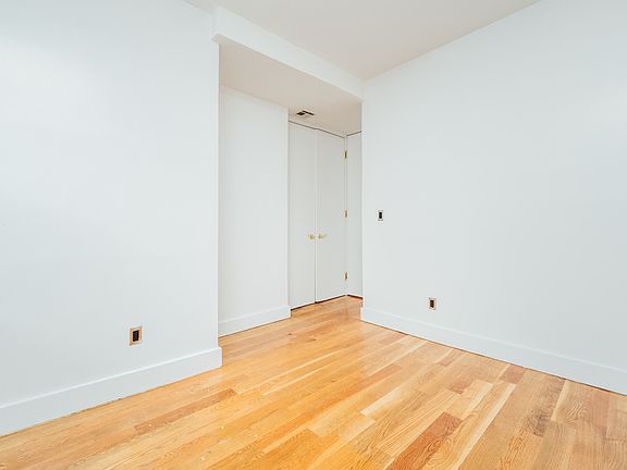 5th image of 11 Humboldt St #4A