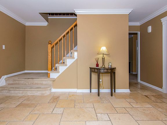 5th image of 1588 Marco Island Dr