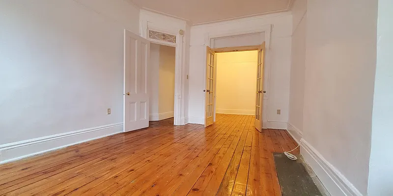 Rented by BLS Realty | media 2