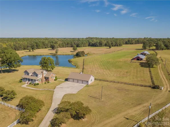 2417 Lynwood Dr, Lancaster, SC 29720