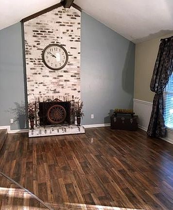 5th image of 2627 Heather Glen Ln