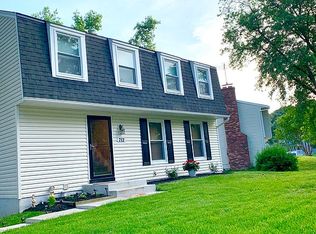 713 Snowdon Ln, Glen Burnie, MD 21061