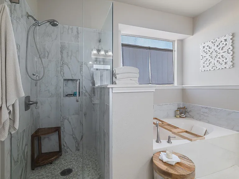 7914 Kristina Dr — Photo 22