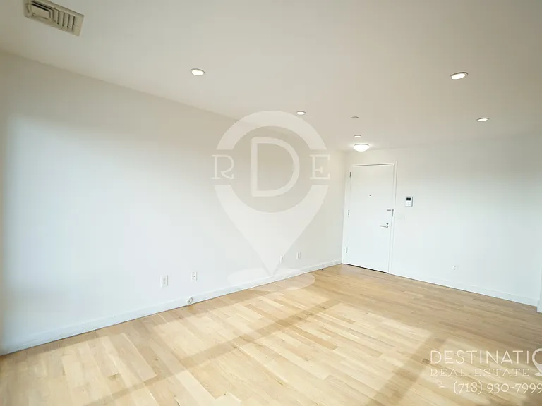 639 4th Ave #9A — Photo 19