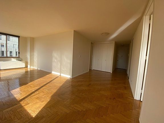3rd image of 350 W 50th St APT 16F