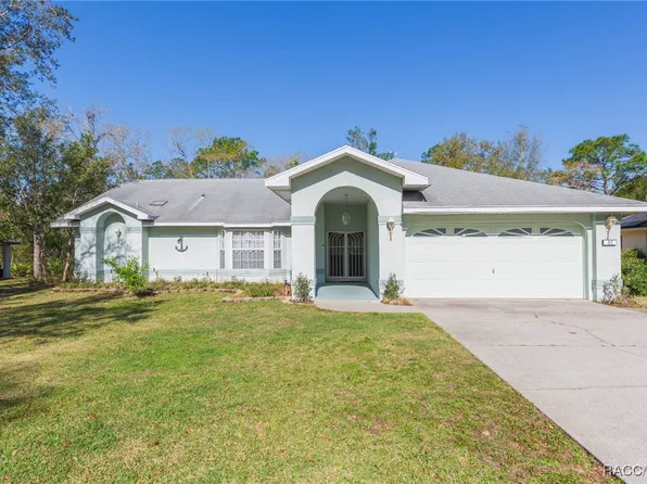 83 Oak Village Blvd, Homosassa, FL 34446