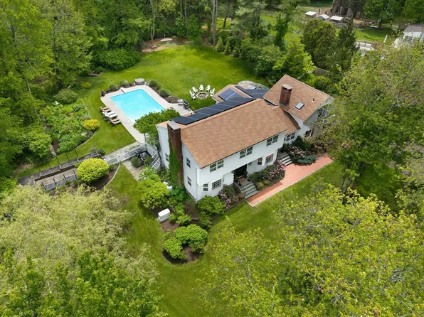 19 Pheasant Ridge Road, Redding, CT 06896