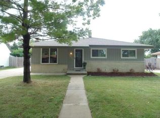 10421 W Darnel Ave, Milwaukee, WI 53224