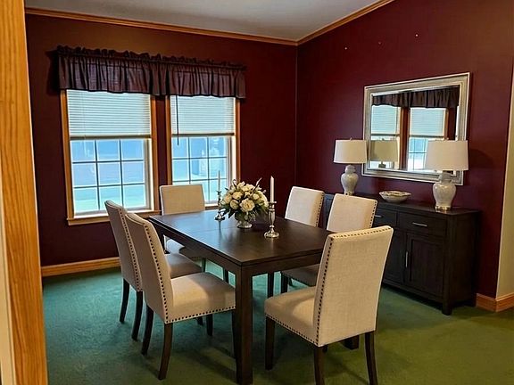 5th image of 32 Pound Hill Road