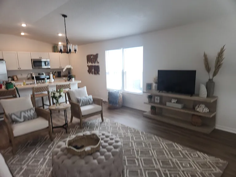 1871 Cole Pl — Photo 5