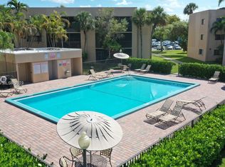8065 SW 107th Ave APT 204, Miami, FL 33173
