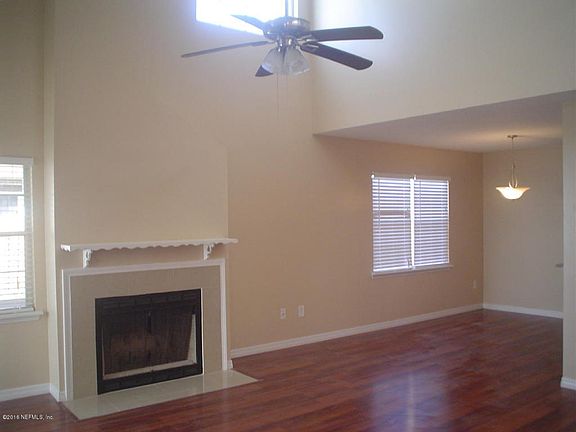 3rd image of 8187 Dunbarton Ct