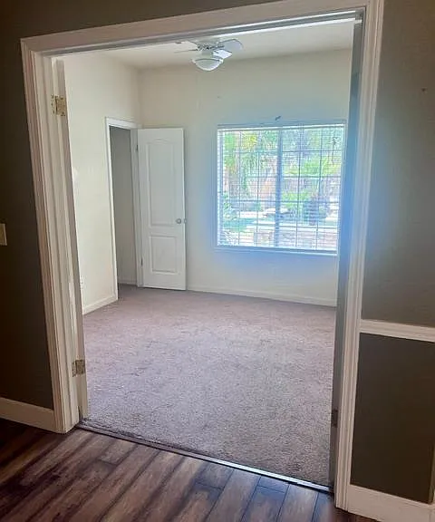 1877 E Turnberry Ave — Photo 23
