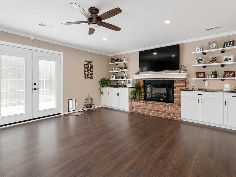 2411 N Button Bush Cir — Photo 18
