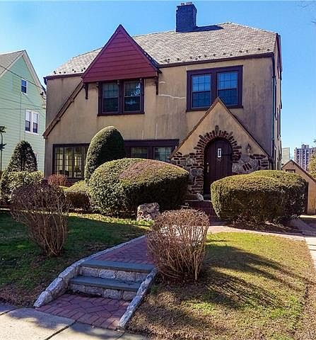 1st image of 50 Glen Ave