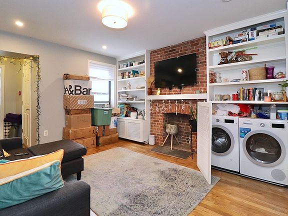 4th image of 553 Jersey Ave APT 4R