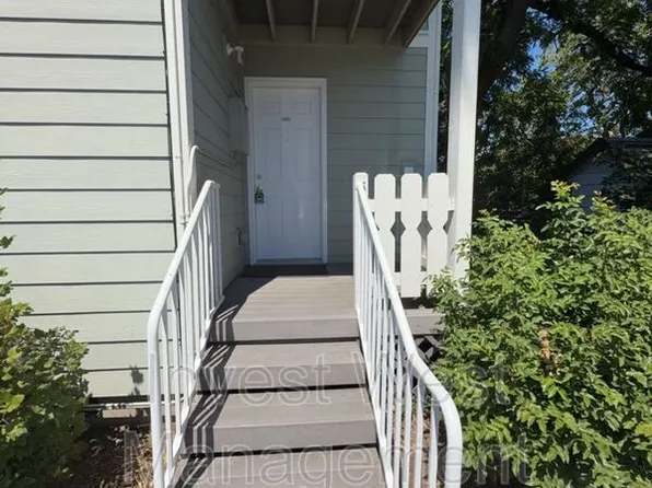 2703 E 8th St APT 1, Vancouver, WA 98661