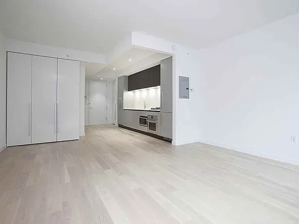 540 West 49th Street image 1 of 22