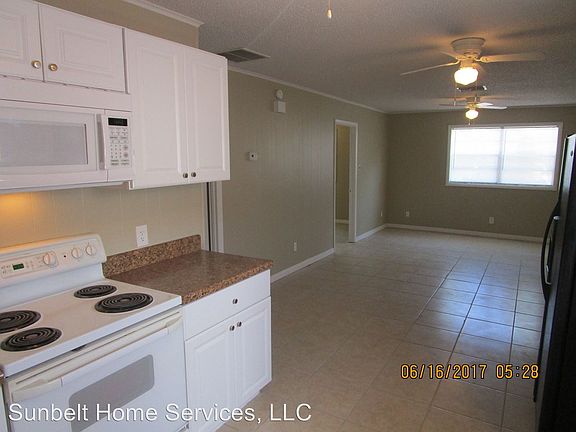 5th image of 9767 Montana Ct