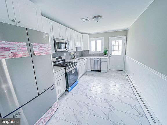 3rd image of 17 Claremont St