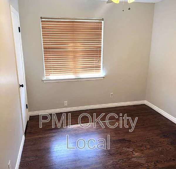 3025 NW 67th St — Photo 17