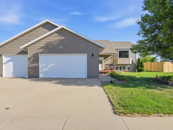 506 Laura St, Harrisburg, SD 57032