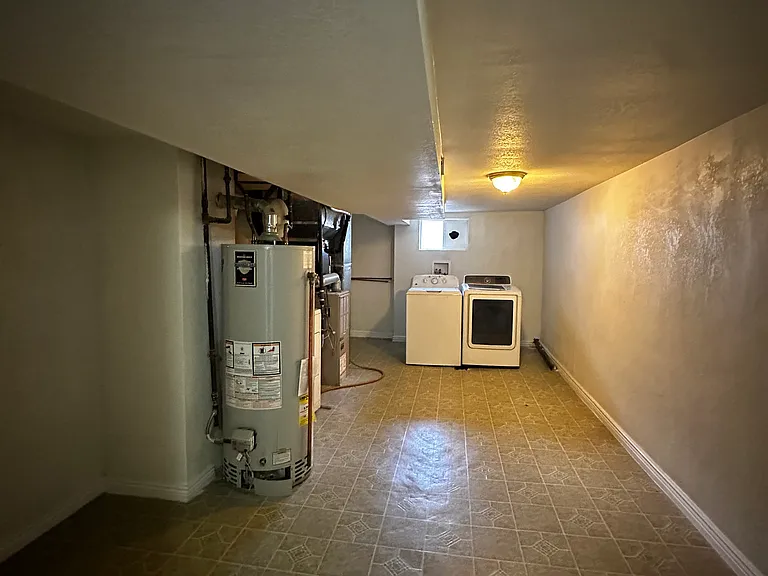 4747 S Acoma St — Photo 24
