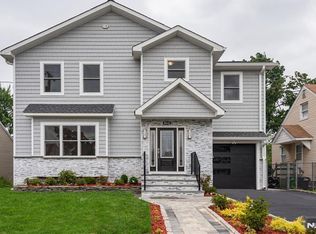 40-03 Taylor Rd, Fair Lawn, NJ 07410