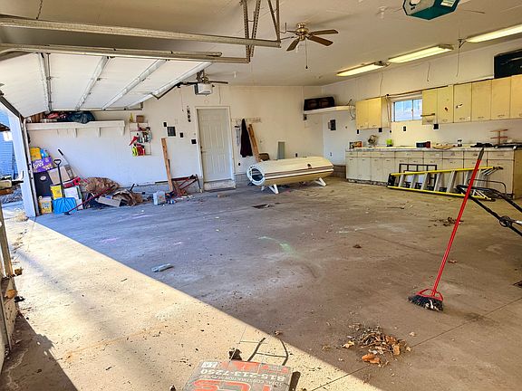 5th image of 108 N Main St