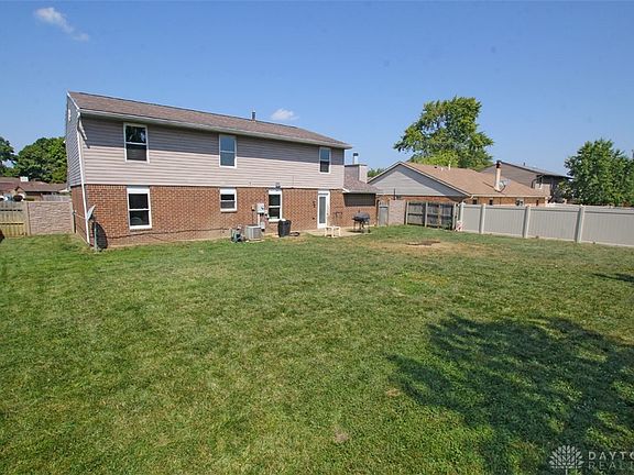 5th image of 8900 Gardengate Dr