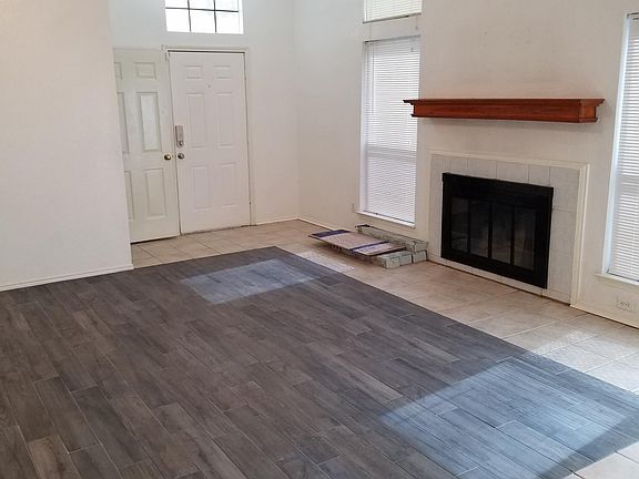 5th image of 1205 White Lake Dr