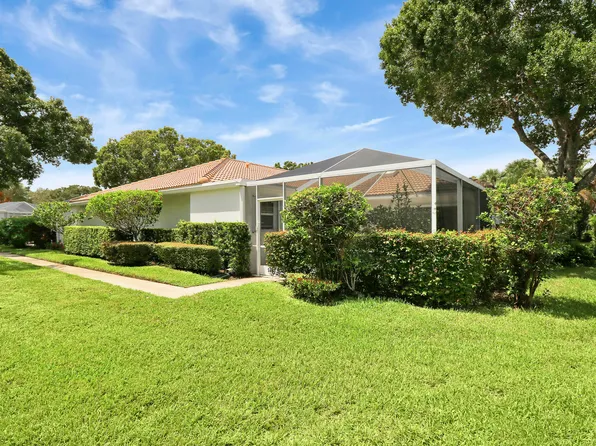 5502 Red Oak Court, Palm Beach Gardens, FL 33410