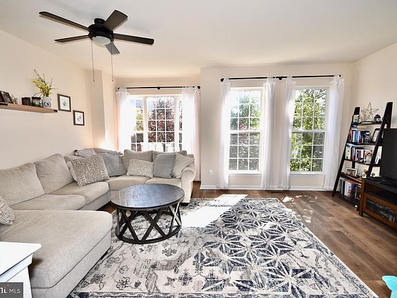 5th image of 20978 Kittanning Ln