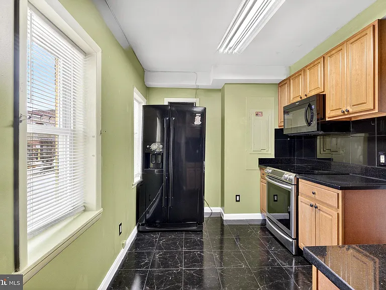 2245 E Fayette St #2 — Photo 27