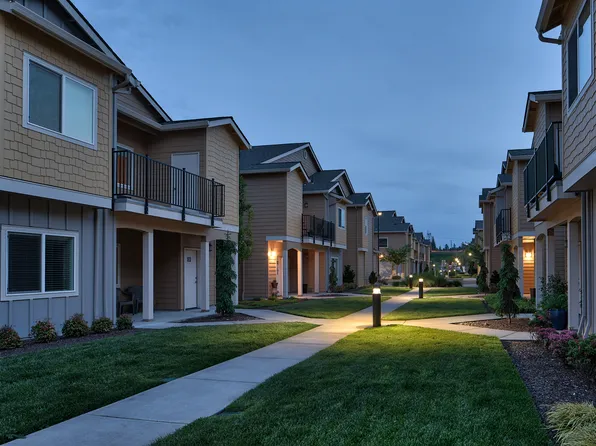 Four Seasons Central