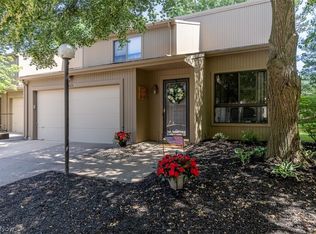 9673 Abbeyshire Way, Mentor, OH 44060