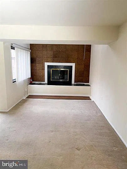 3 bed, 2.0 bath, 1274 sqft, $2,500 — Photo 3