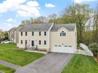 30 Hillando Dr, Shrewsbury, MA 01545