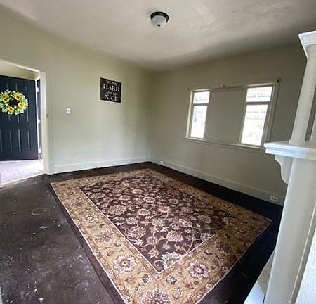 5th image of 1231 McMahon Ave