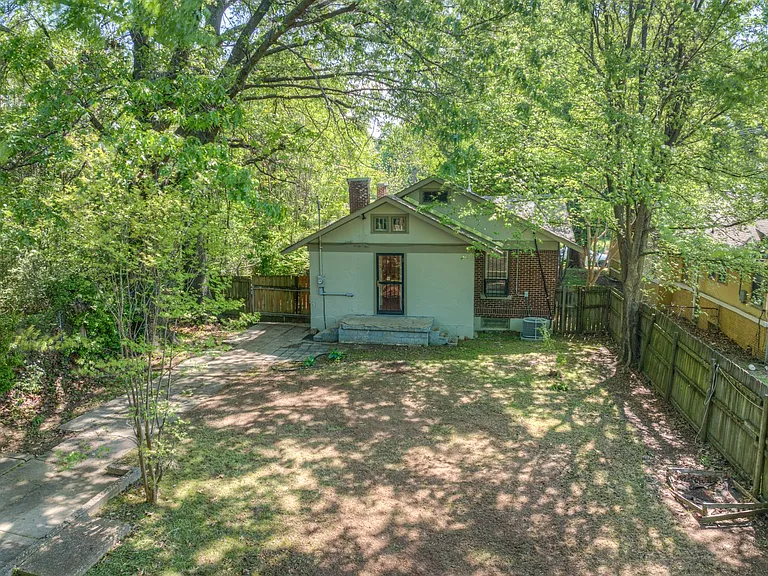 345 Malvern St — Photo 24