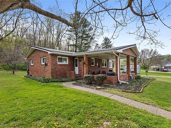 4th image of 55291 Town Hill Rd
