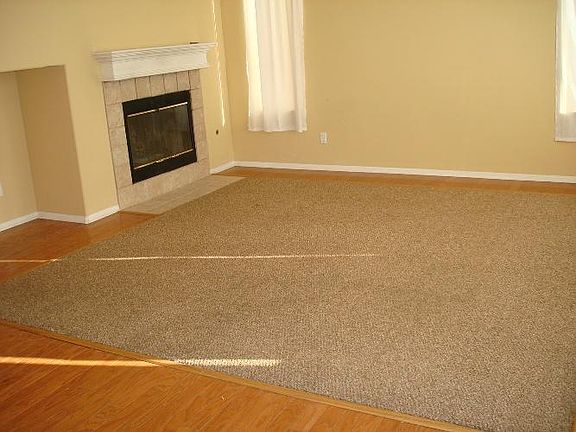 4th image of 17562 Gladesworth Ln