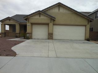 12570 Luna Rd, Victorville, CA 92392