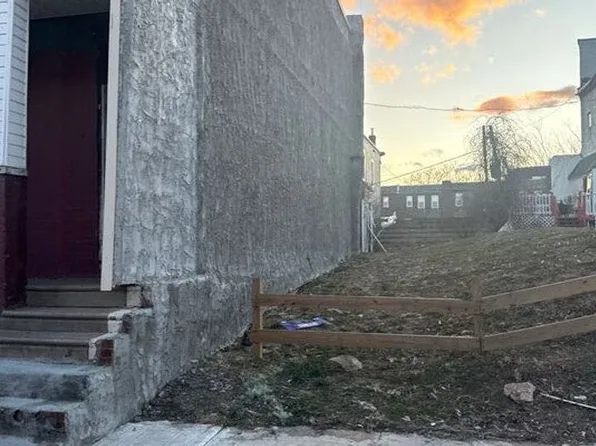 1808 S Conestoga St, Philadelphia, PA 19143