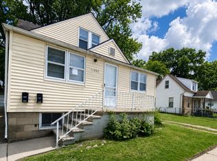11442 Jackson Ave #11442, Warren, MI 48089