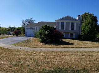 1344 Shagbark Ct, Carol Stream, IL 60188