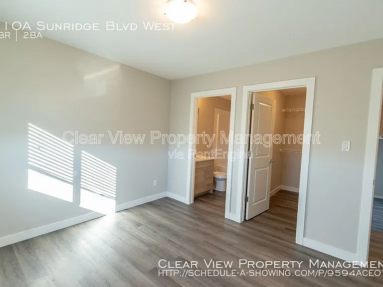 118 Sunridge Blvd W #UPPER LEVEL — Photo 9