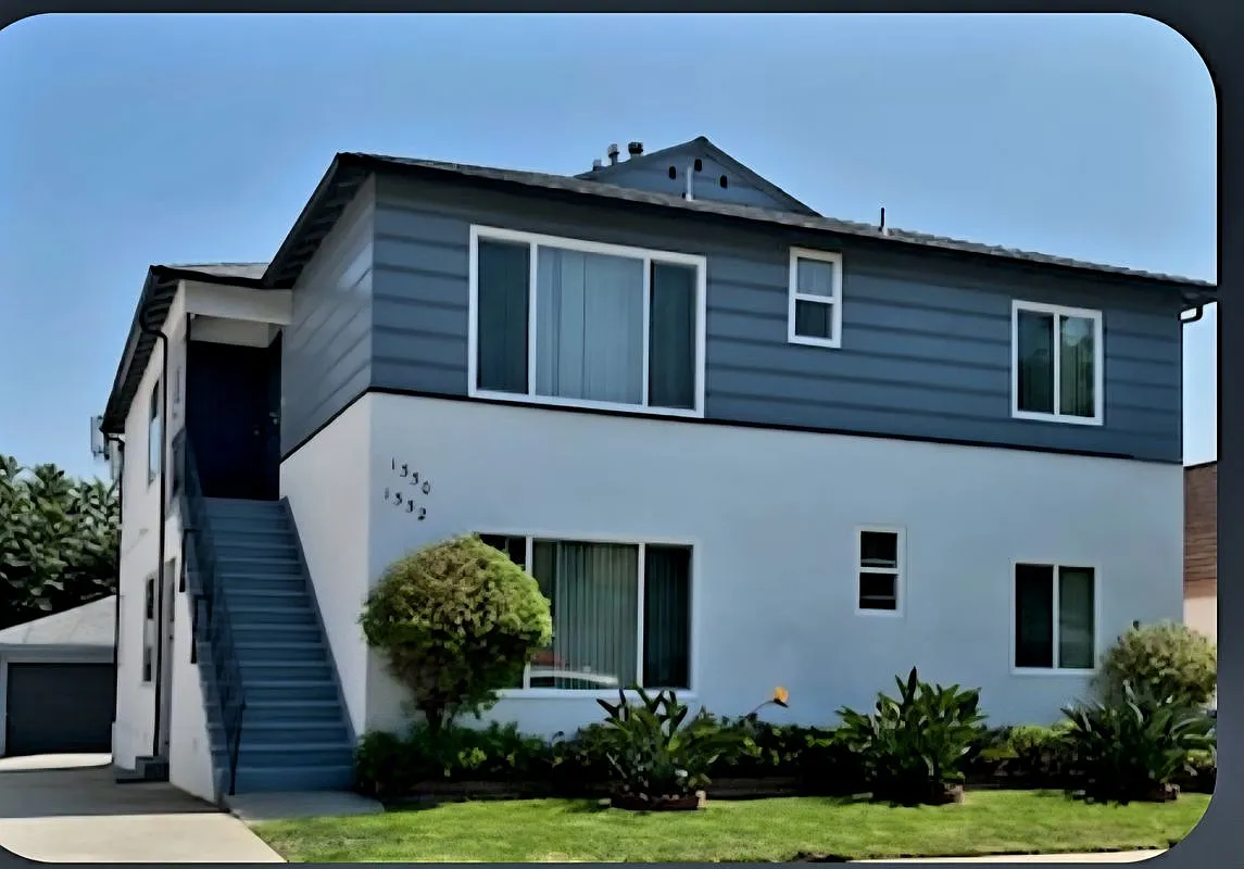 2 bed, 1.0 bath, 900 sqft, $2,495 — Photo 1